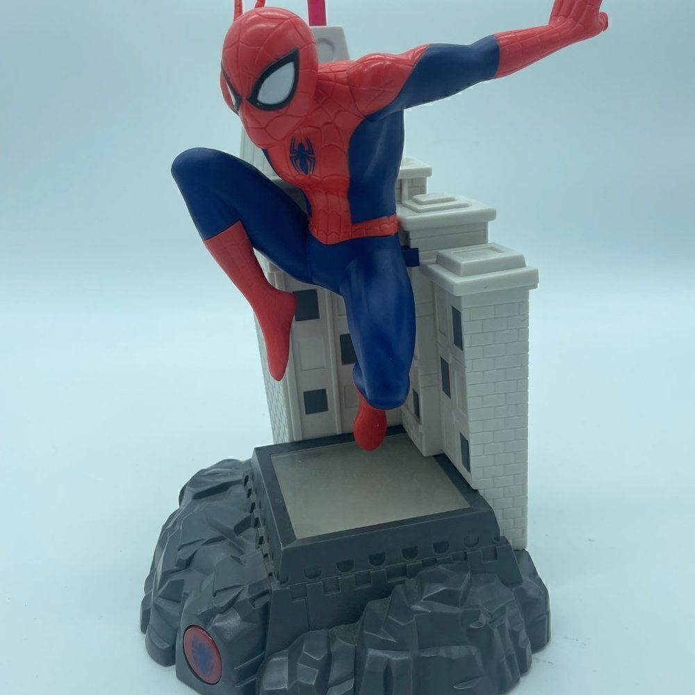 Marvel Spider-Man Super Hero Action Figure - Picture 4 of 5